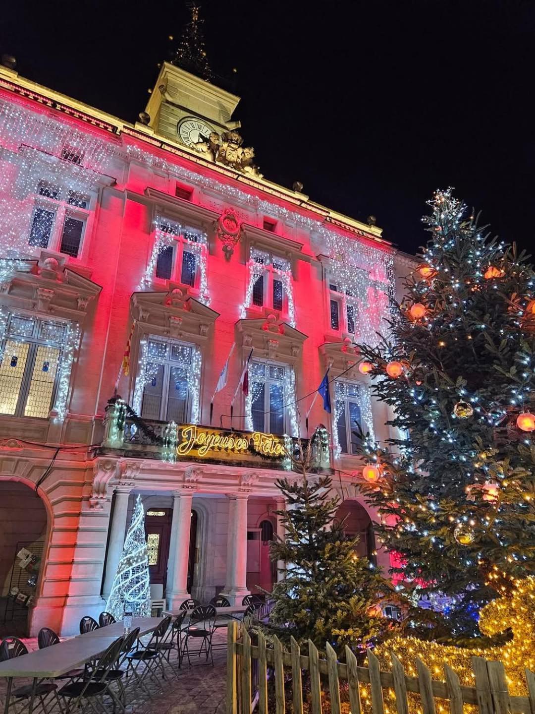 Dans Le Centre Historique Avec Terrasse Privee *